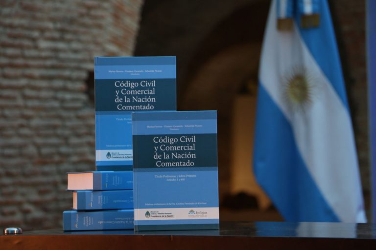 FOTO CODIGO COMENTADO