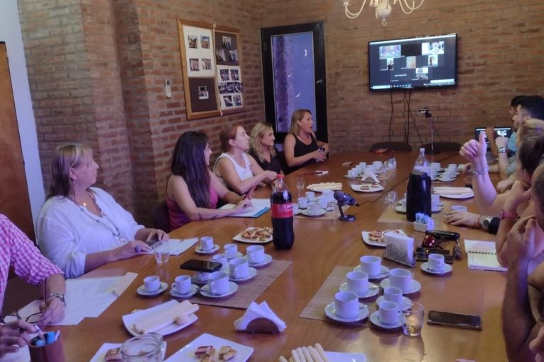 reunion de funcionarios-as marzo 23 (2)